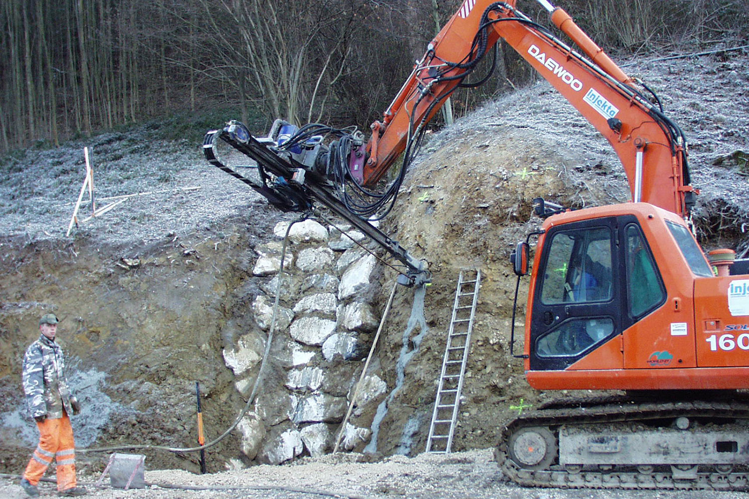 system-krismer-statisch-tragend-Einbau-Bodennaegel